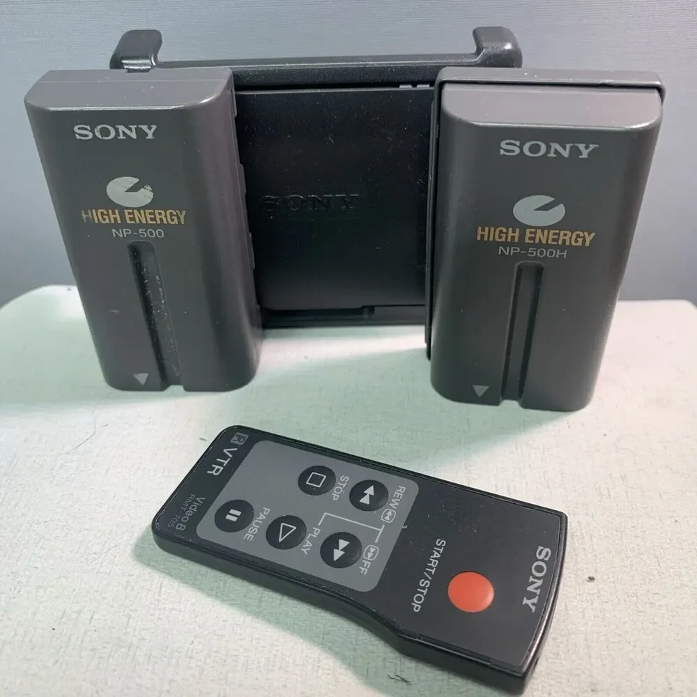 Sony CCD-SC5 Handycam Video Camcorder RARE-TESTED In Working Condition Bundle